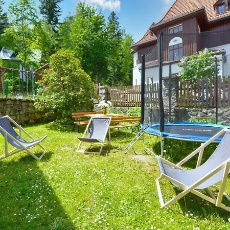 Nad Zapora 3*